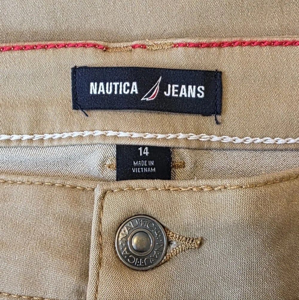 Nautica Tan Mid-Rise Demi Bootcut Sateen Pant Size 14 - Picture 6 of 9